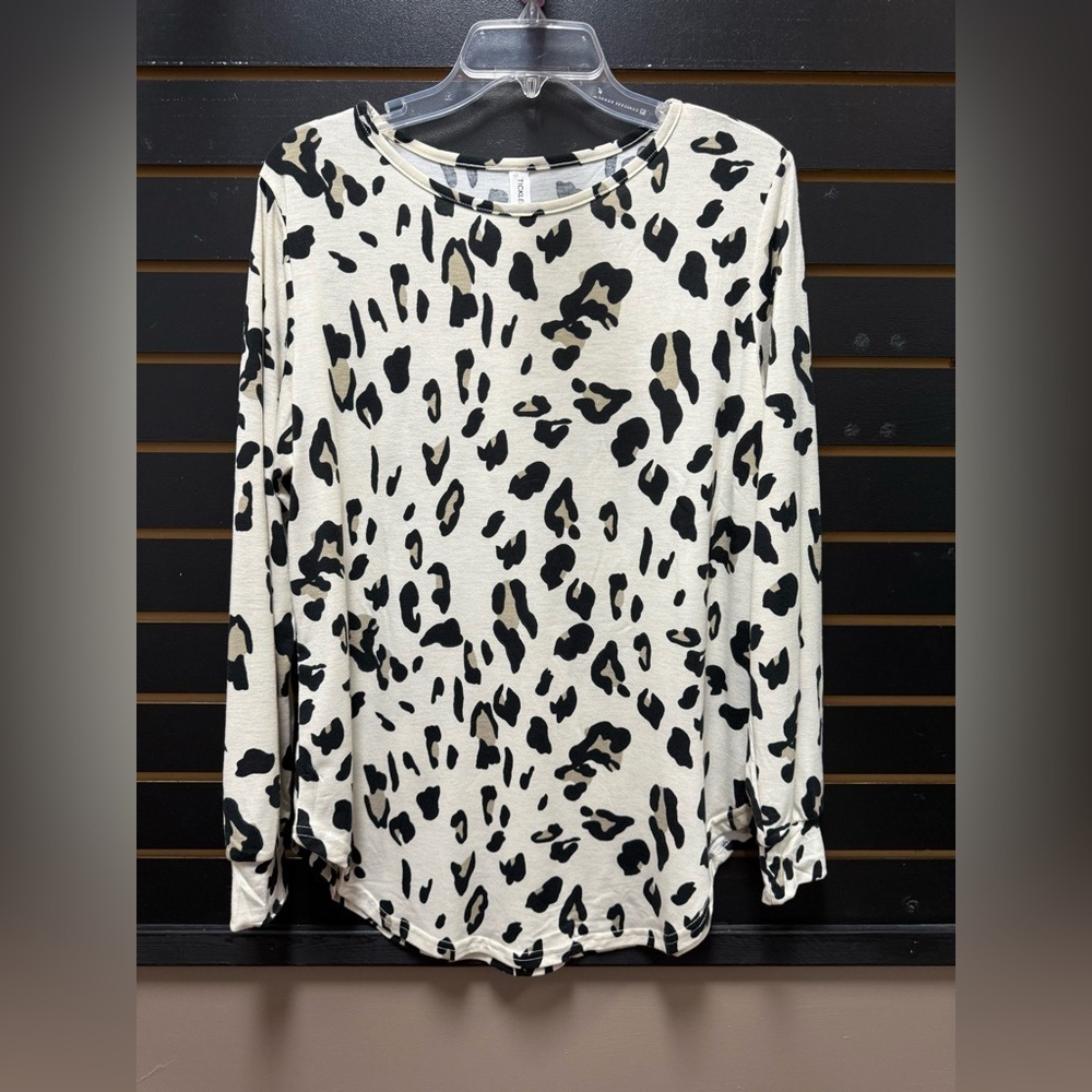 Tickled Teal Oversized Leopard Print Long Sleeve Top Women’s Small